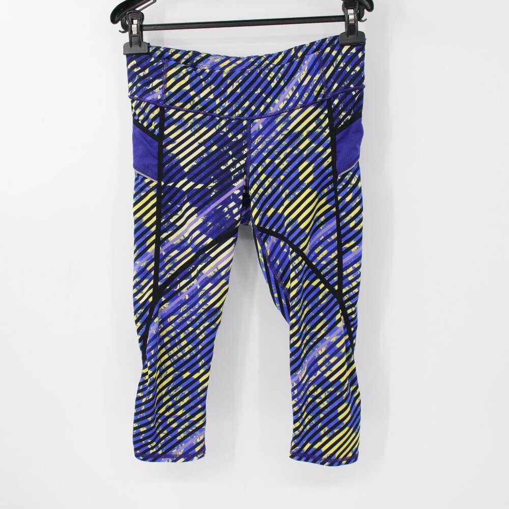 Athleta‎ Leggings Womens Medium Radical Stride Relay Blue Cropped Capri Striped